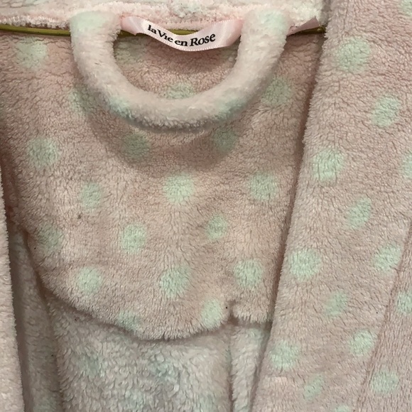 Fluffy pink house coat - Picture 3 of 4